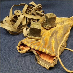 TW Tefillin gore. These are my Grandpas tefillin he got when he was bar  mitzvah aged, roughly in the 1940's and gave to me. : r/Judaism